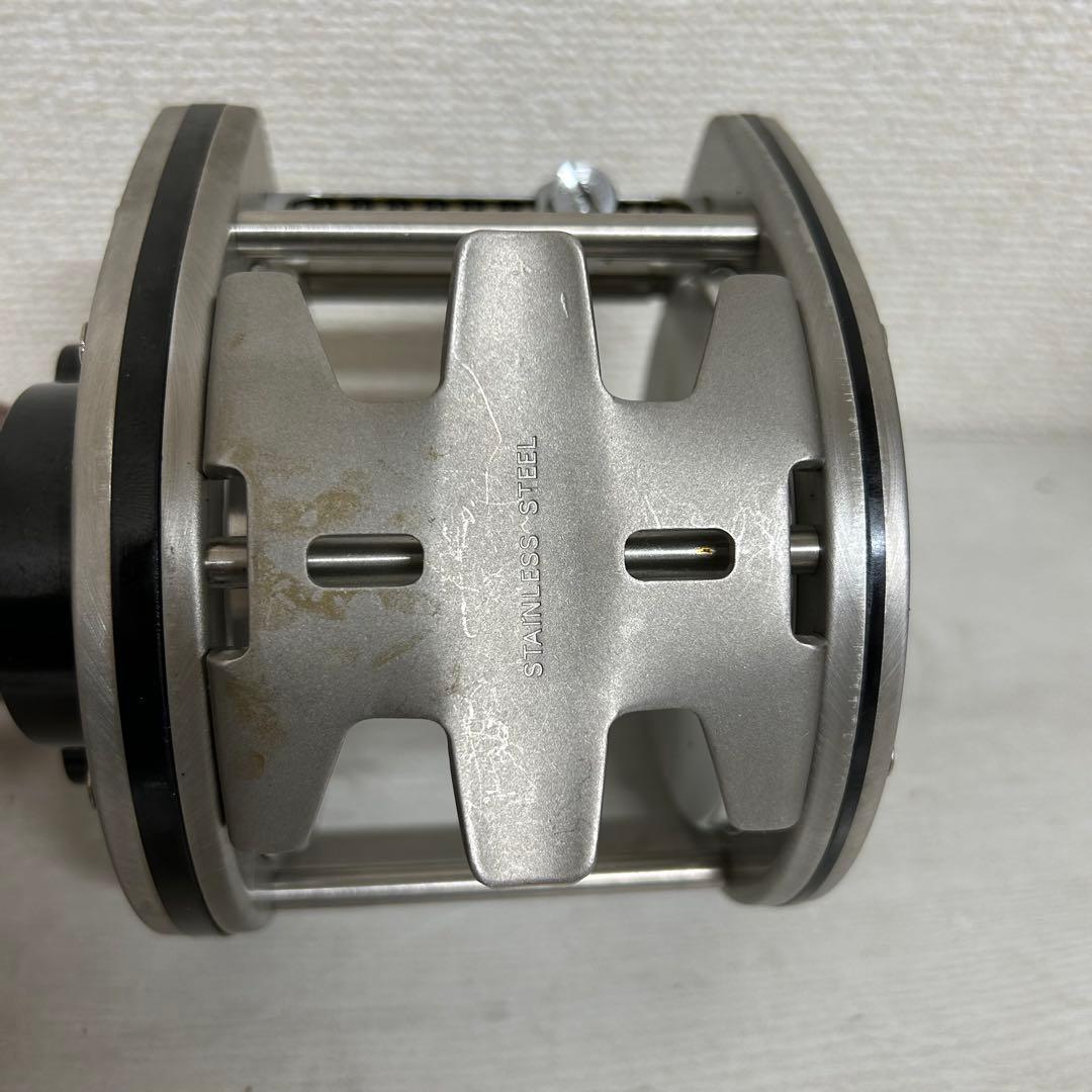 DAIWA Dynamic 5000D 釣り フィッシング リール