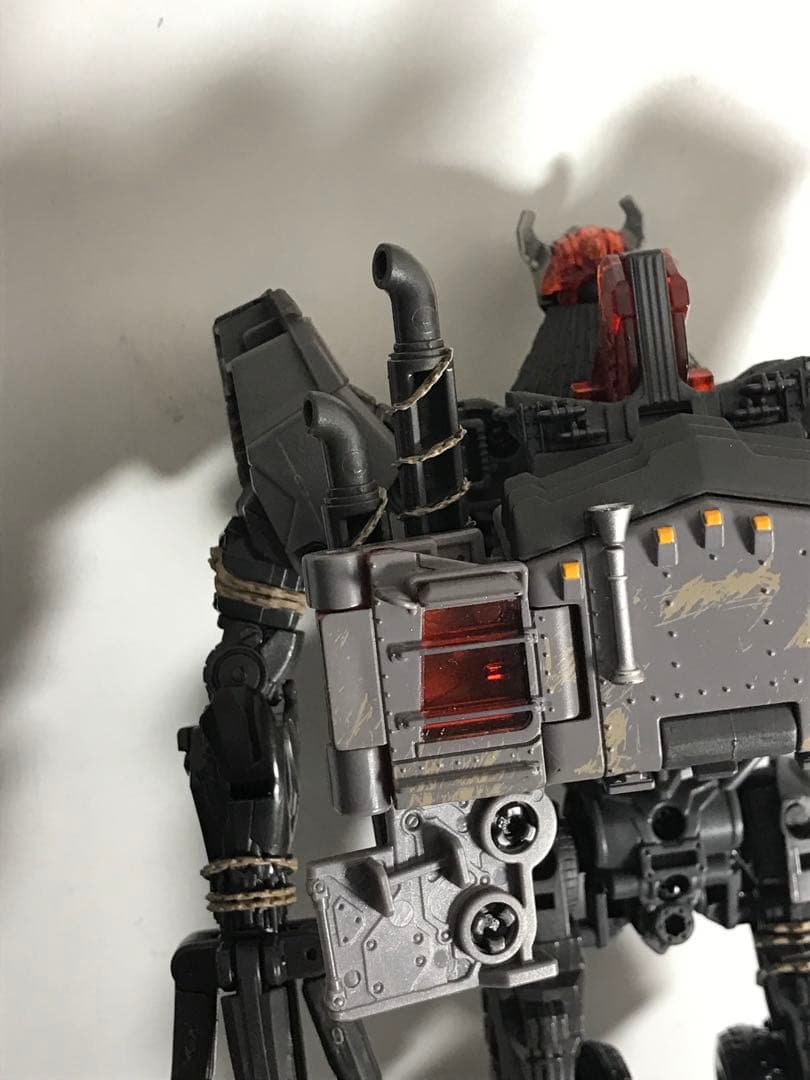 トランスフォーマー　スカージ　SS-109 ビースト覚醒 スタジオシリーズ