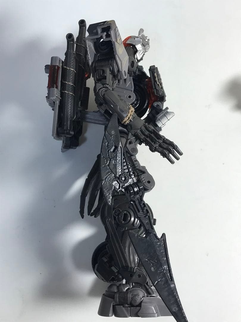 トランスフォーマー　スカージ　SS-109 ビースト覚醒 スタジオシリーズ