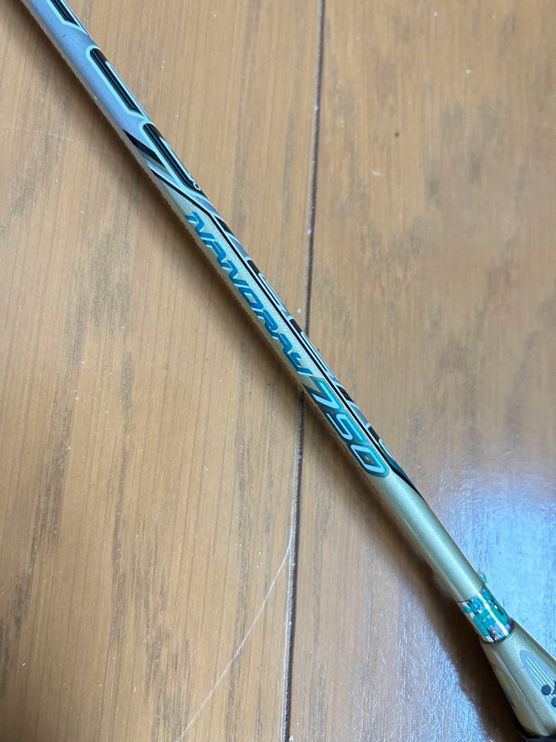 YONEX NANORAY 750 バドミントンラケット　新年値下げします