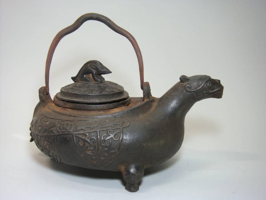 鉄瓶■古い鉄製急須 中国 亀 古鉄瓶 茶瓶 水注 康熈二十四年三月造 古玩骨董■
