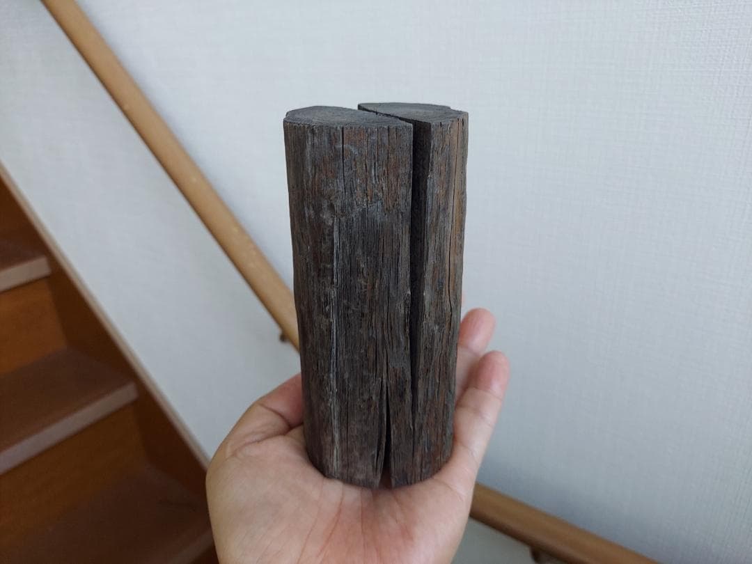 阿武隈川産 埋もれ木（大）　新古今和歌集に詠まれた本物の伝承品
