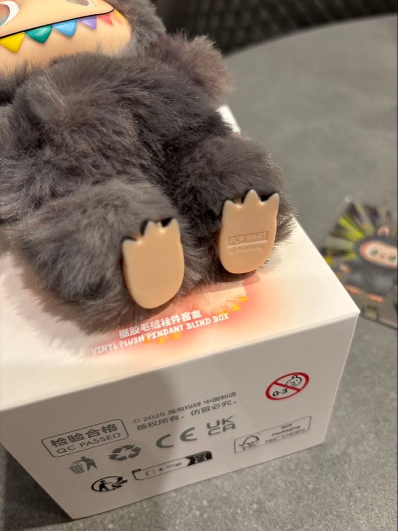 【新品・未使用】正規品ラブブシークレット約15cm カード付き