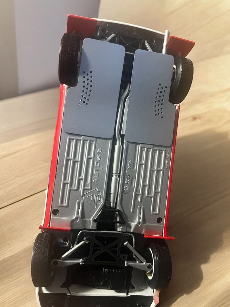 オートアート　1/18 フォードフォーカス WRC 1999