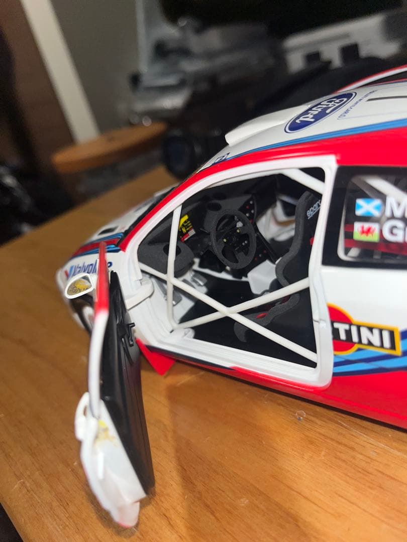 オートアート　1/18 フォードフォーカス WRC 1999