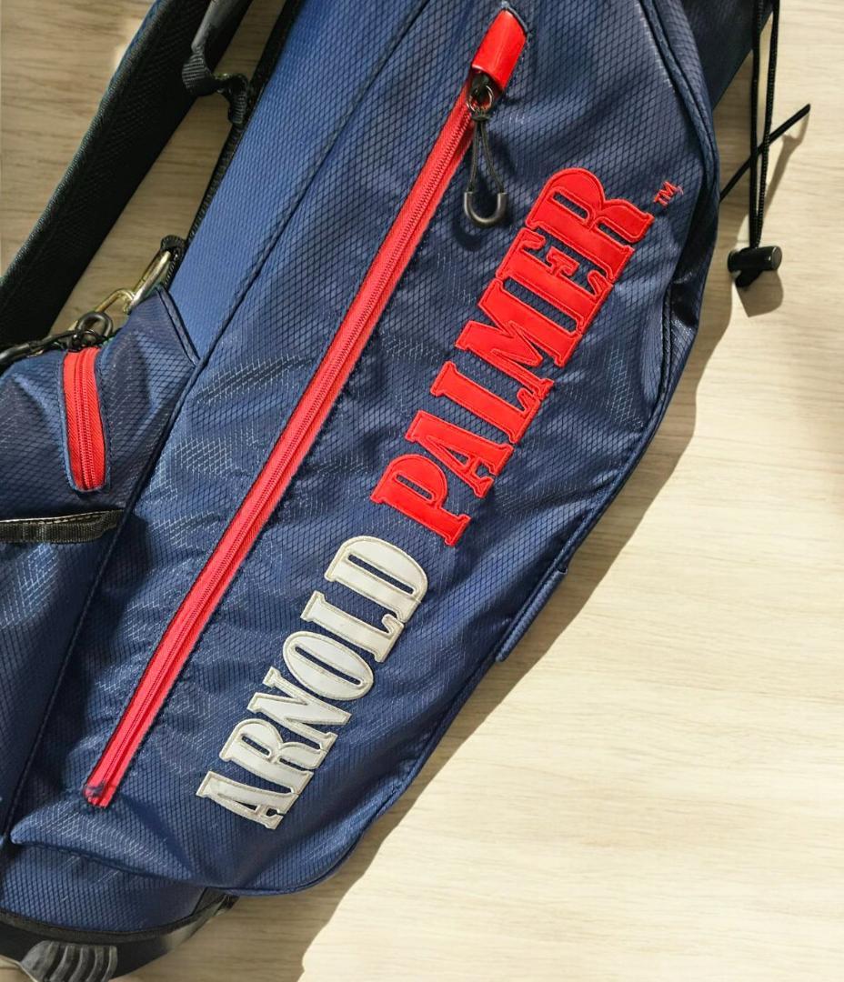 送料無料/超美品　Arnold Palmer スタンド式ゴルフバッグ
