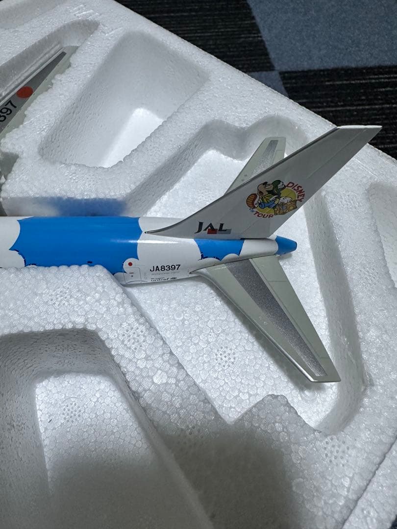 JALBoeing767 DisneyonTour 1/200ディズニー特別塗装