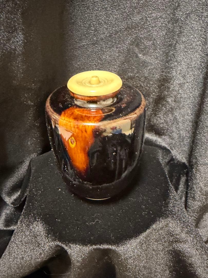 桶谷定一 陶器茶道具 骨董品 茶入れ 茶道具 直径5.5cm×高8cm巾着袋付き