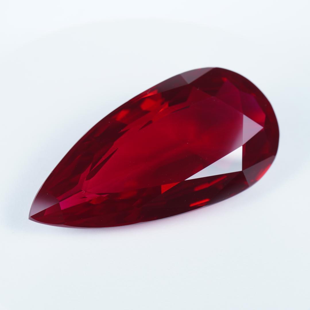 91.96ct ピジョンブラッドカラー 合成ルビー