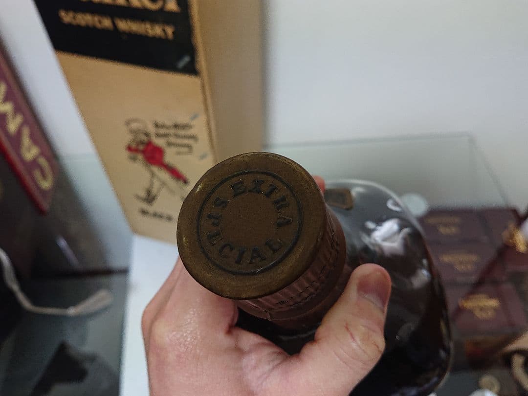 古酒 未開封 4500ml ジョニーウォーカー 黒 化粧箱付 1本