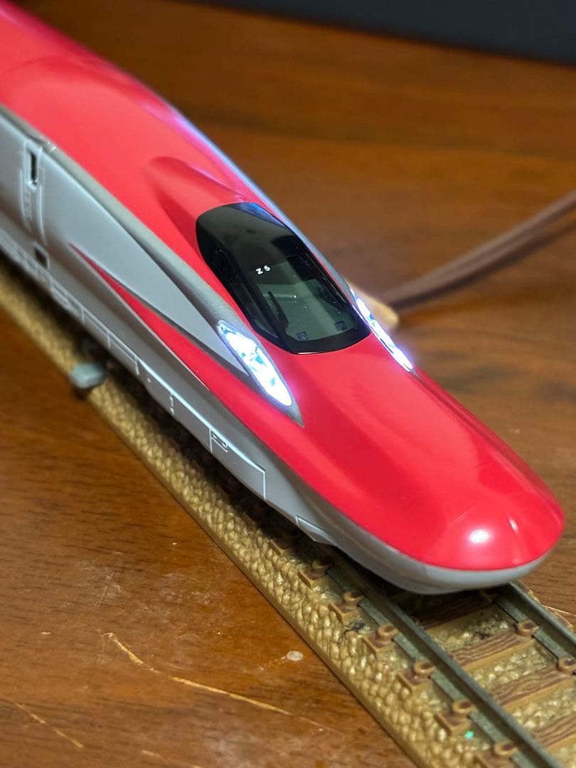 E6系秋田新幹線7両　kato ライト点灯動力動作確認済