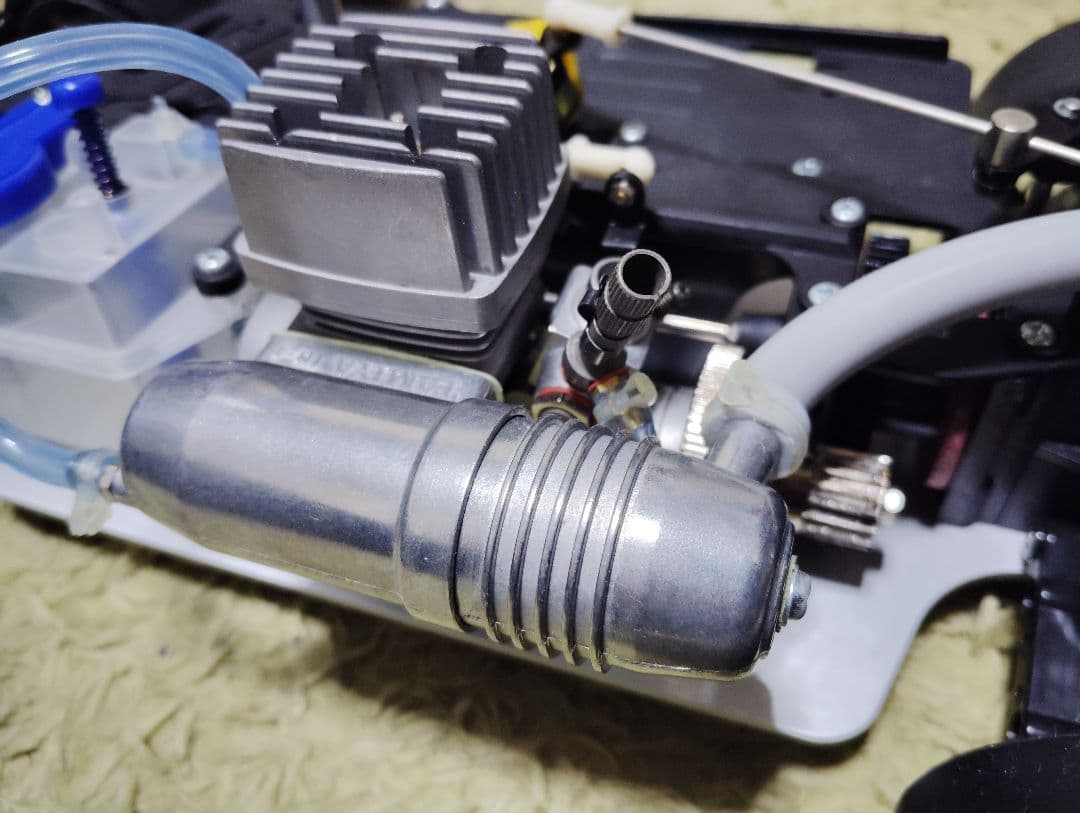 タミヤ 1/10 メルセデスベンツ CLK GTR スポーツウェアー TG10