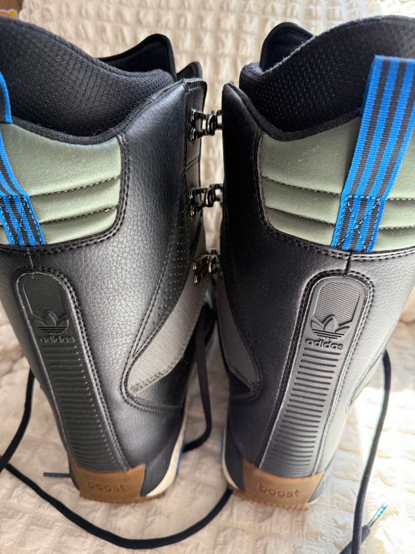 adidas Super Level スノーボードブーツ