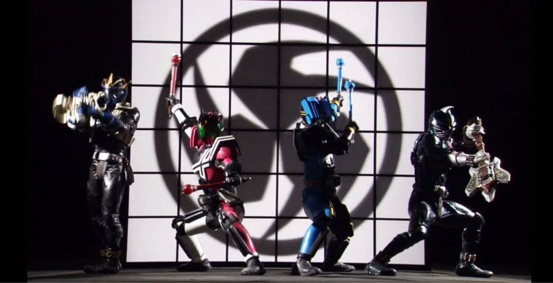 【新品】フィギュアーツ真骨彫用　仮面ライダー響鬼シリーズ音撃棒セット+鬼火ヘッド