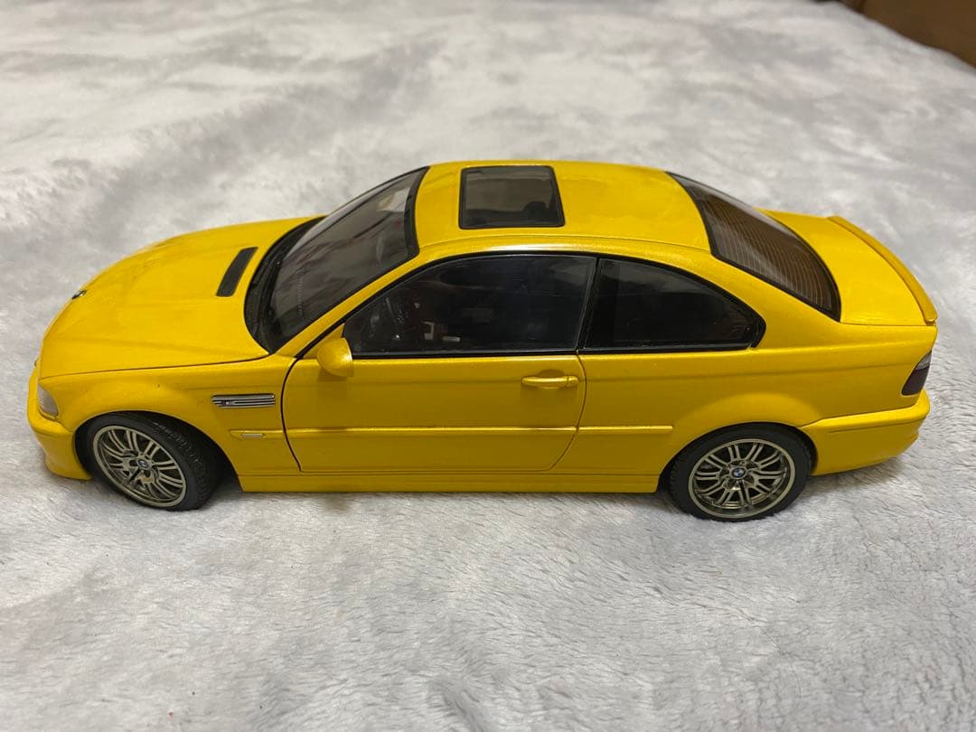 ミニカー AUTOart  E46 M3 1/18