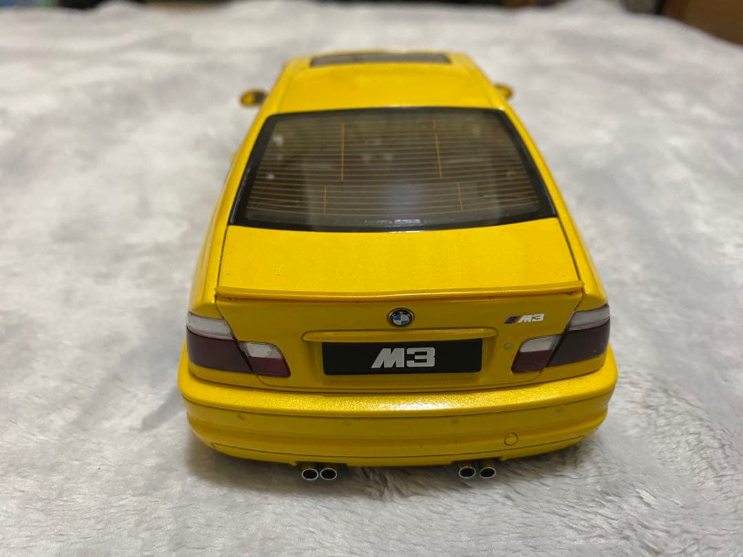 ミニカー AUTOart  E46 M3 1/18