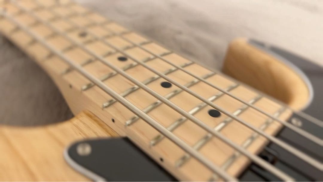 ベース Kikuchi Guitars Hermes MV5 NAT