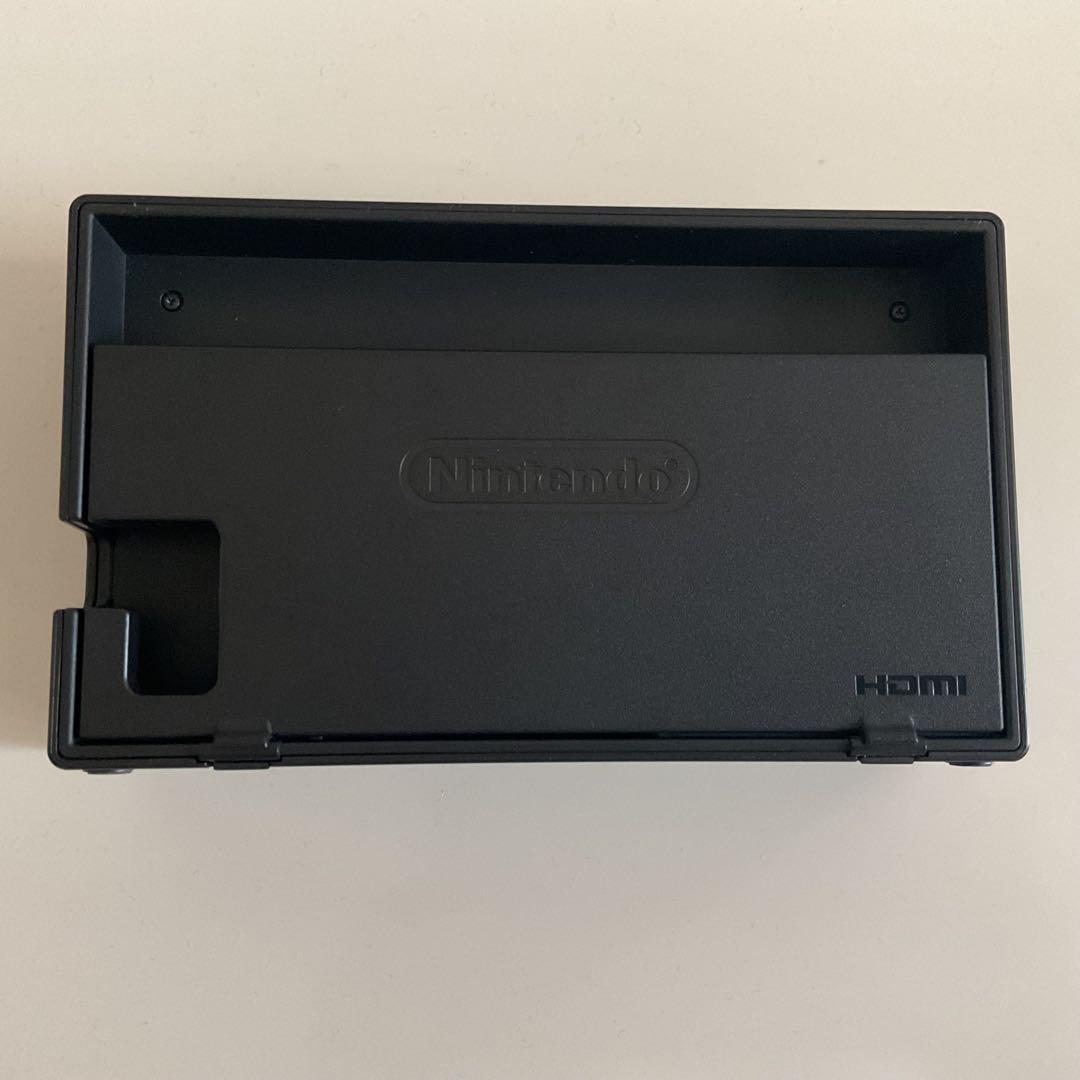 Nintendo Switchスイッチ本体　ネオンブルー（L）ネオンレッド（R）