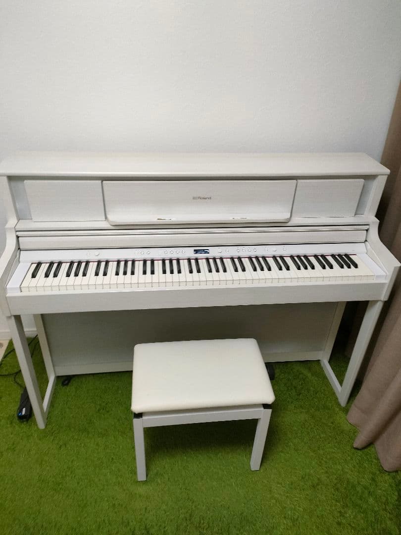 ローランド　電子ピアノ　LX705　 2020年製　88鍵盤　木製鍵盤　椅子付