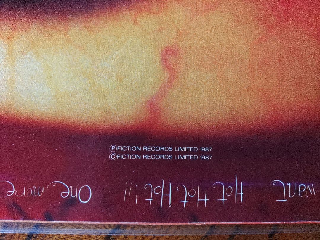 The Cure キュアー Kiss Me Kiss Me Kiss Me