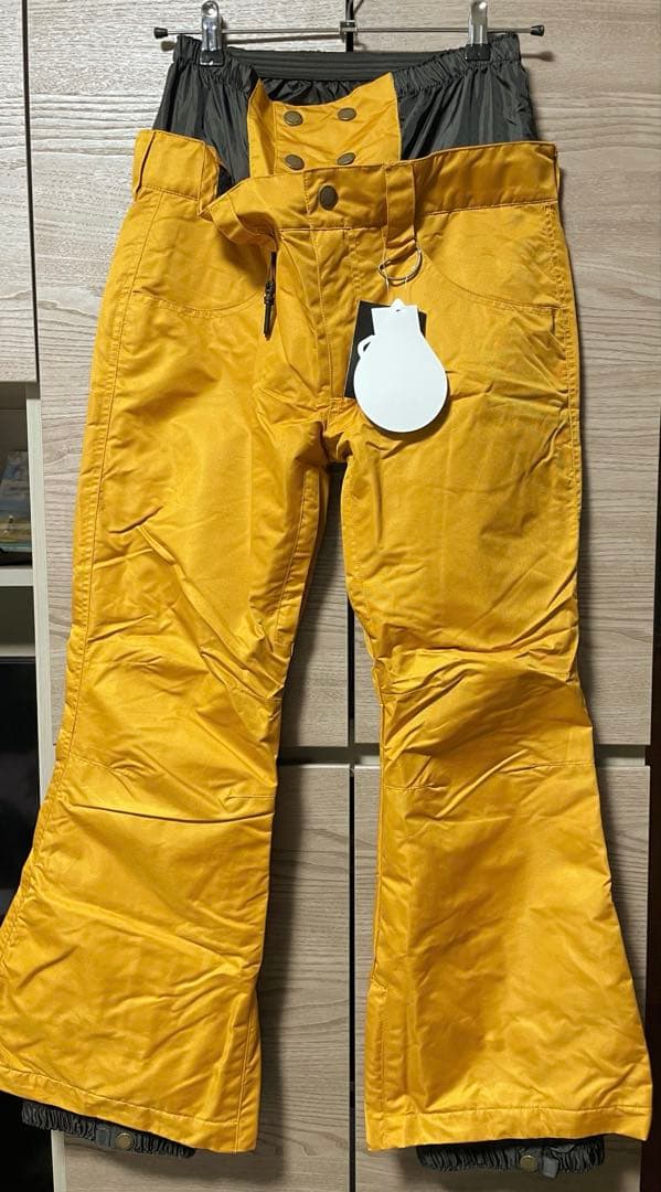 【新品未使用】ROXY スノボウェア Mサイズ 上下セット