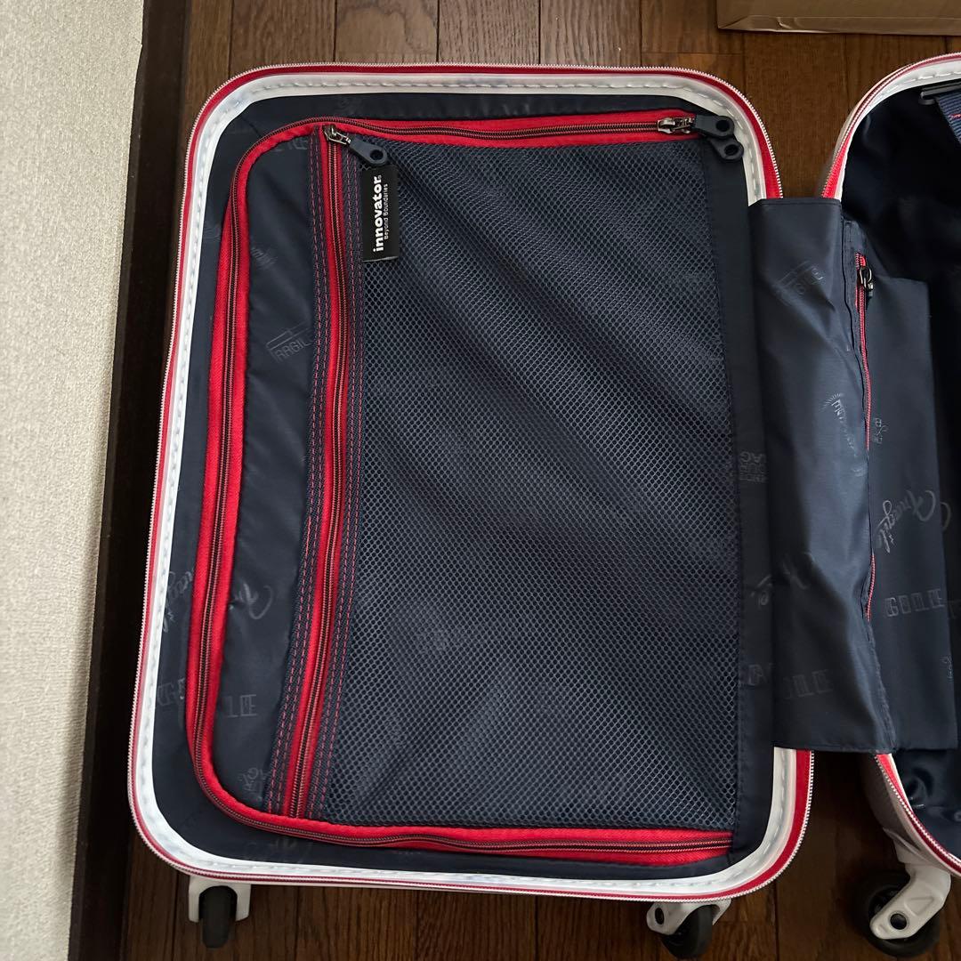 スーツケース　イノベーター　機内持込可38L