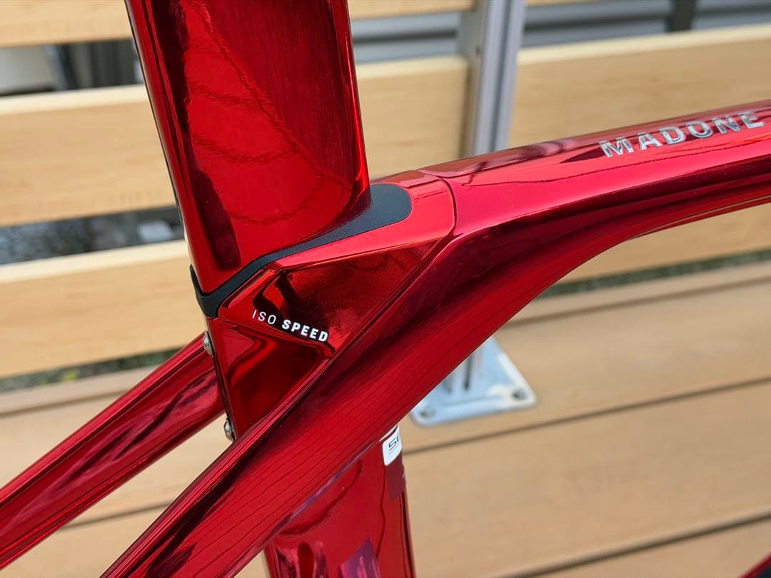 【レアカラー】TREK Madone SLR Gen6 フレームセット後期モデル