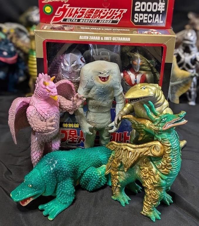ウルトラＱ・ウルトラマン＆登場怪獣・宇宙人（バンダイ）ソフビ49体セット＋６