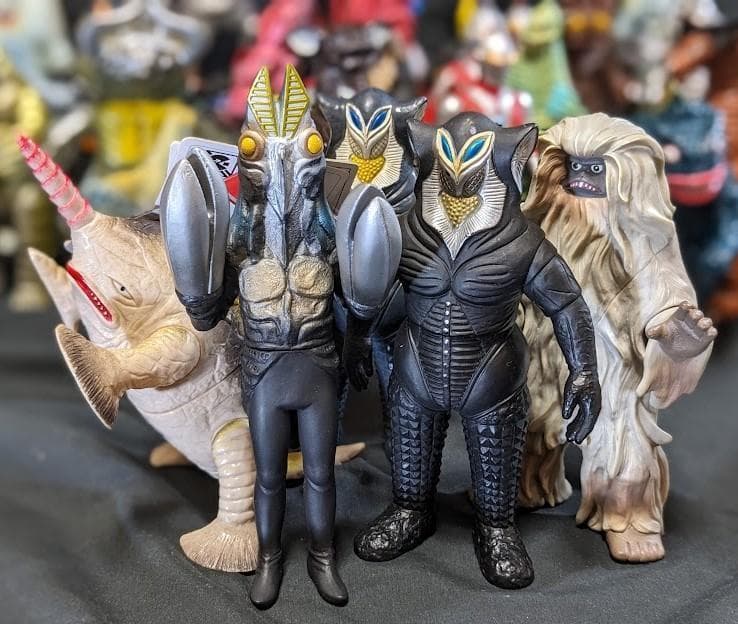 ウルトラＱ・ウルトラマン＆登場怪獣・宇宙人（バンダイ）ソフビ49体セット＋６