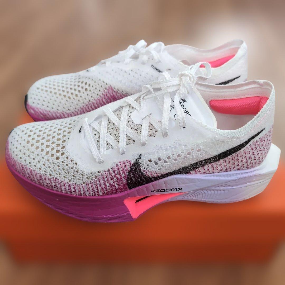 【新品】Nike ヴェイパーフライ3 23.5cm