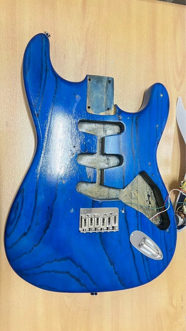 ストラトキャスターボディ　FENDER CUSTOM SHOP Fat50's