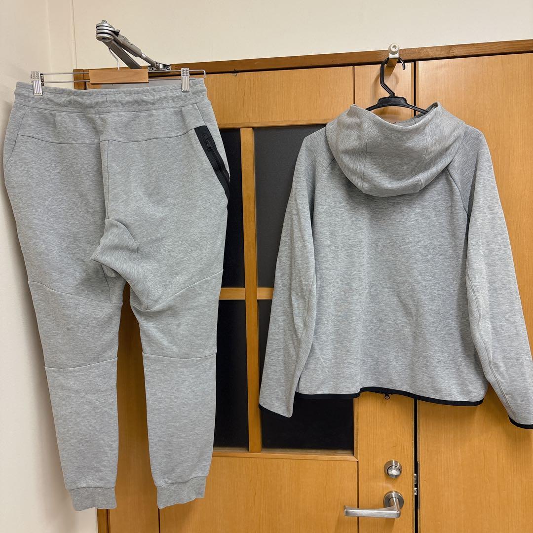 NIKE テックフリース　スウェット　上下セット　パーカー　長ズボン　ナイキ