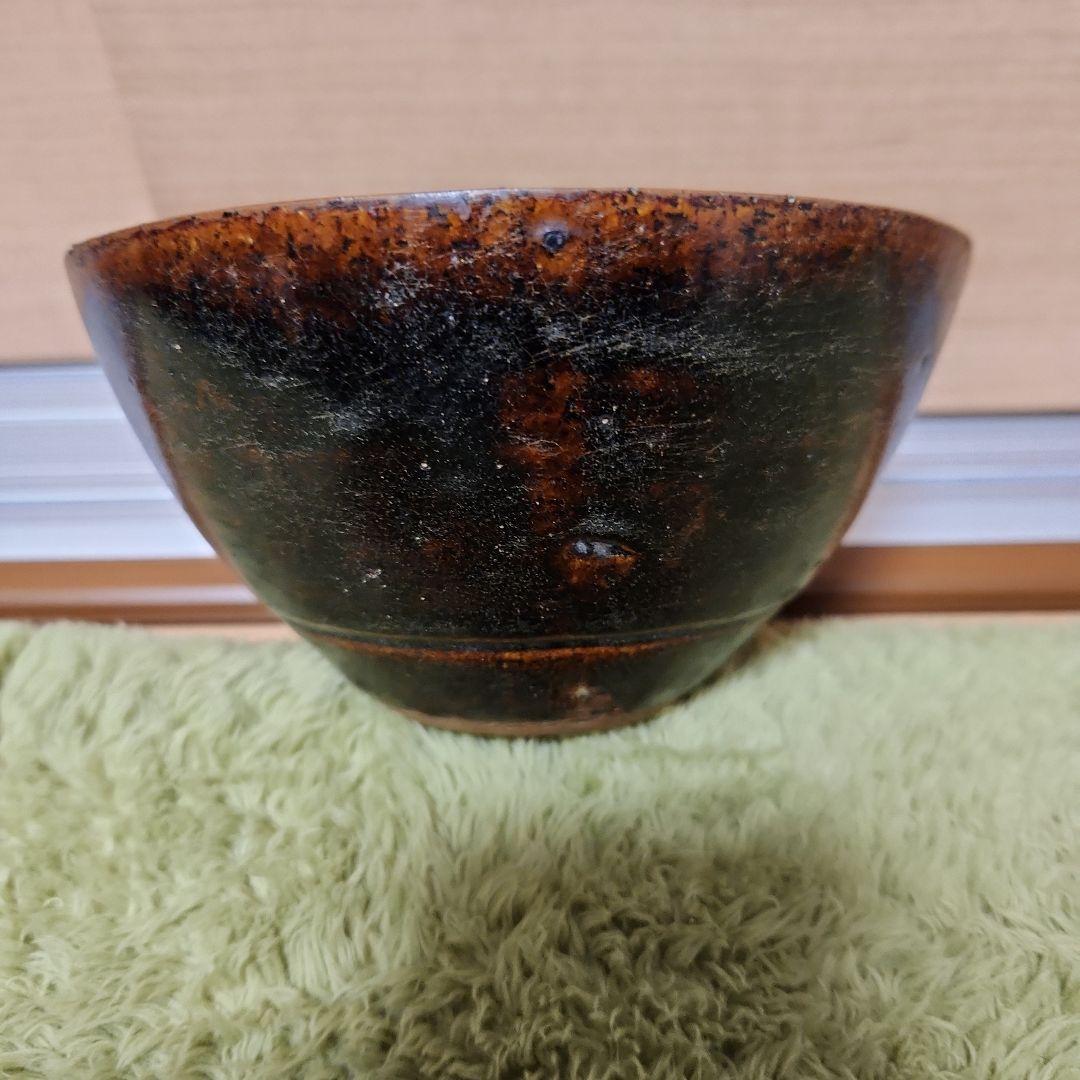 クメ-ル黒褐秞陶器茶碗