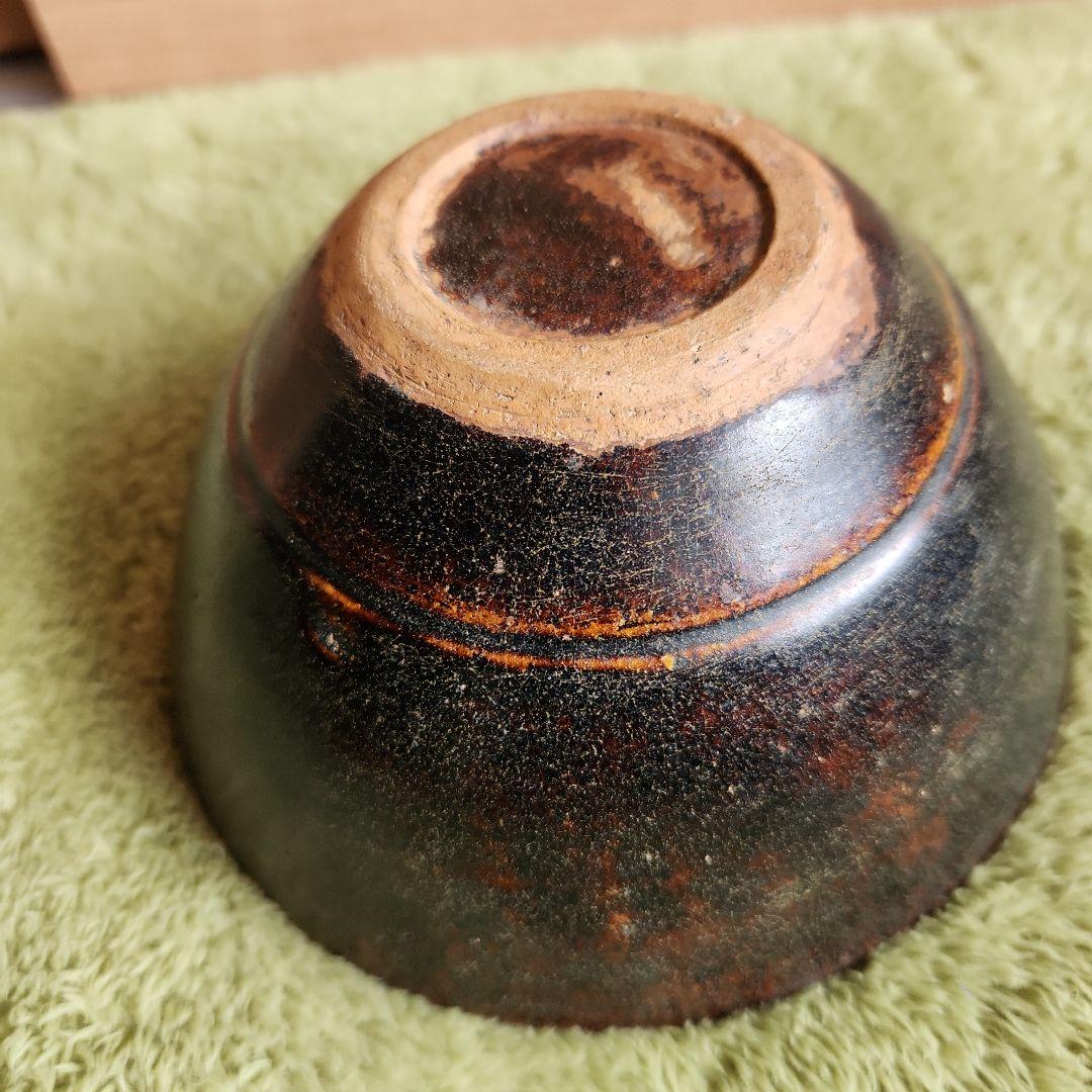 クメ-ル黒褐秞陶器茶碗