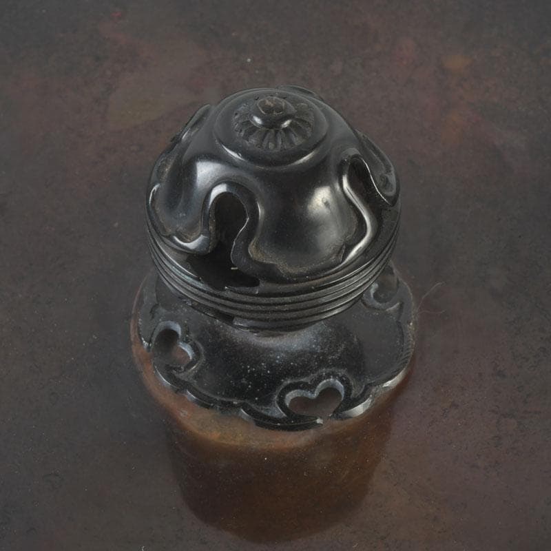 茶道具　釜師　畠春斎作　肩糸目　廣口釜　共布共箱　V　9865A