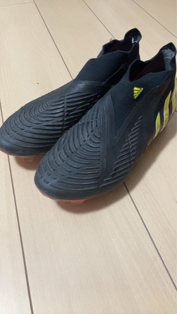 adidas プレデターエッジ.1FG コアブラック チームソーラーイエロー