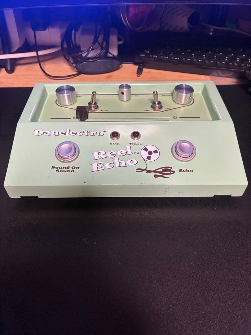 ダンエレクトロ　Danelectro Reel Echo ギターエフェクター