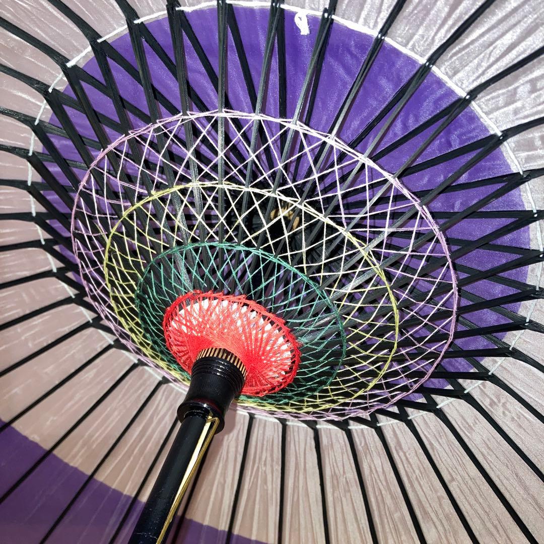 美品 紫 白 絹傘 真鍮のネジ継ぎ 舞傘 日傘 日本舞踊 おどり傘 布袋付