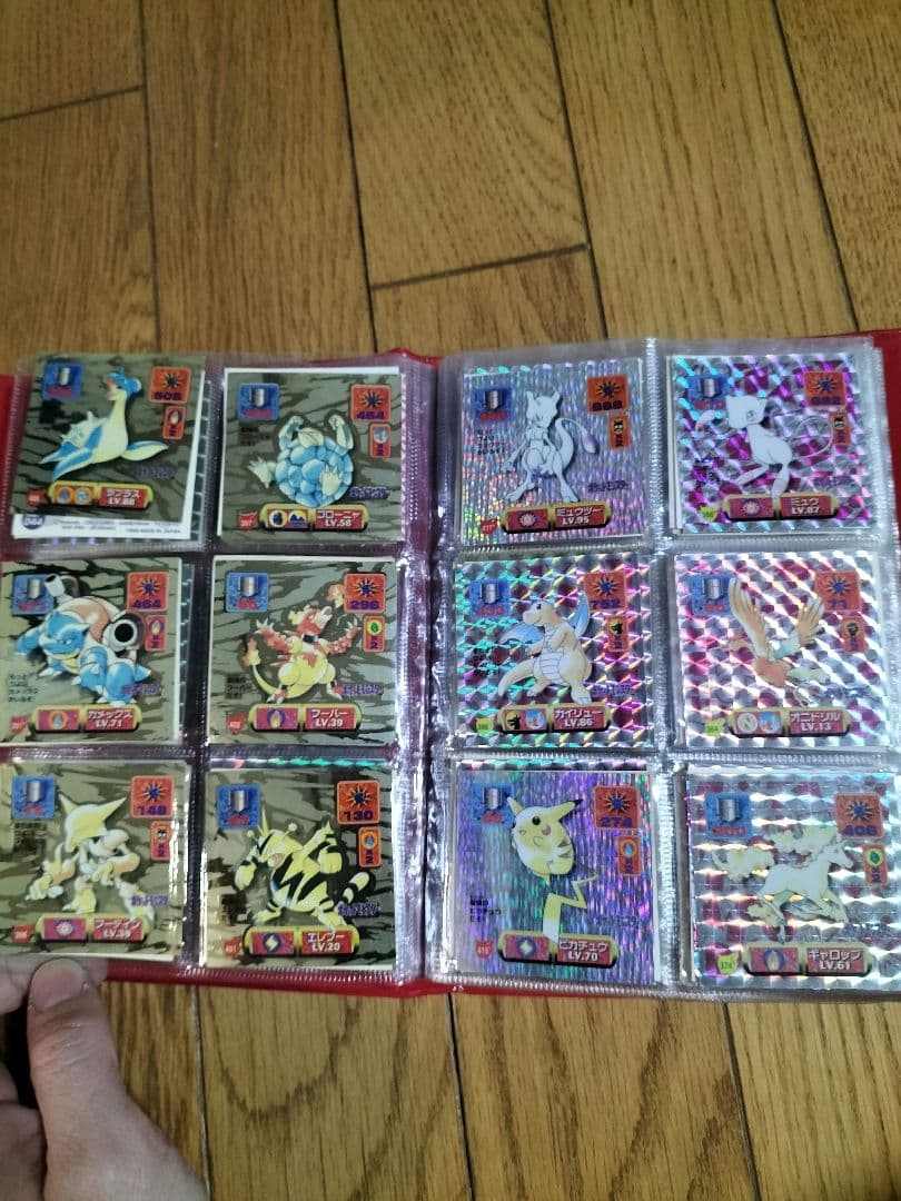 ポケモンシール　ポケットアルバム ポケモンデザイン