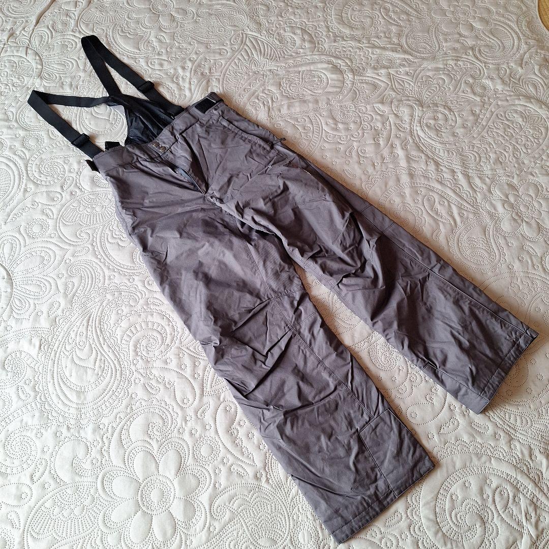 ellesseエレッセスノボーウエア　スキーウエア上下セット　メンズO