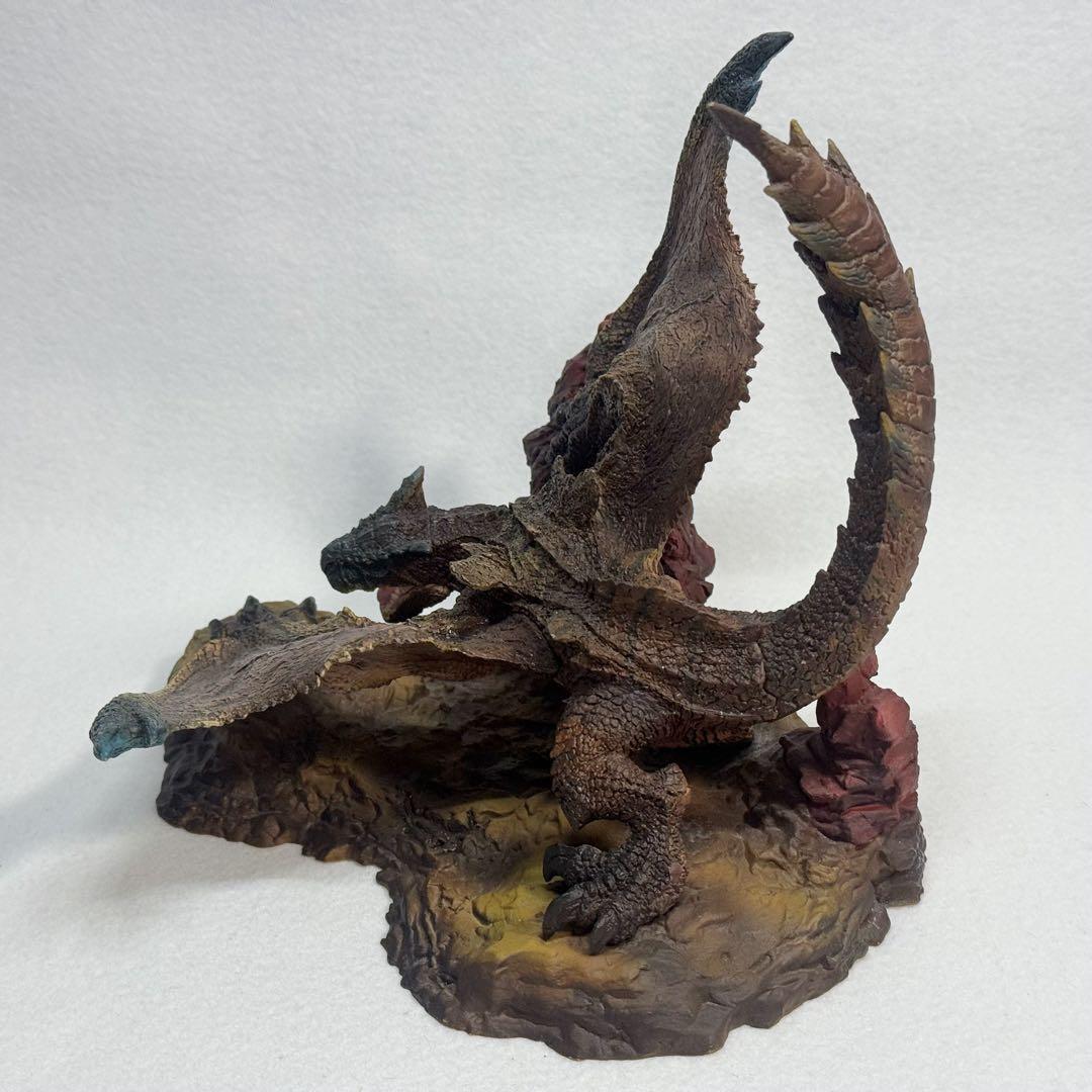モンスターハンター　フィギュアビルダークリエイターズモデル　轟竜 ティガレックス