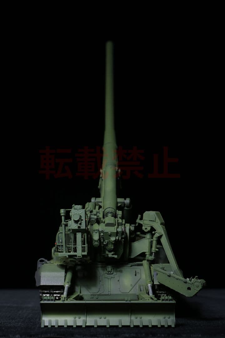 【完成品】 1/35 ソビエト軍 2S7 砲弾 乗員 プラモデル トランペッター