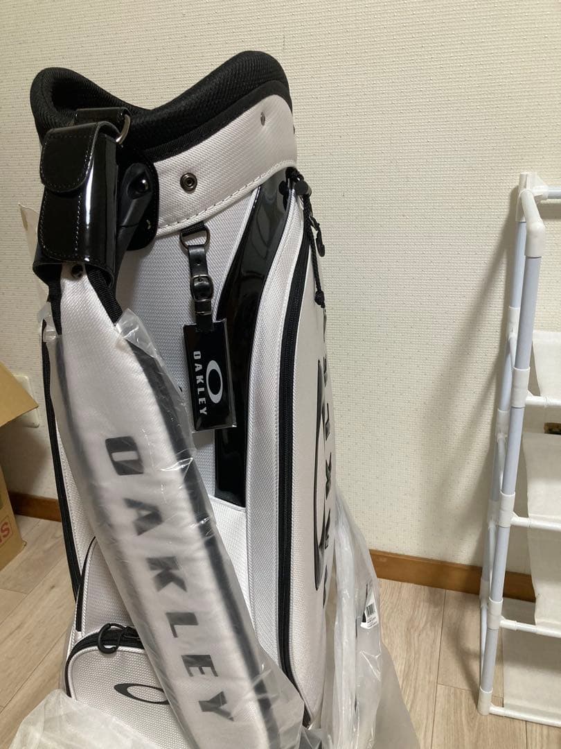 OAKLEY ホワイト ゴルフバッグ 9.5 6way
