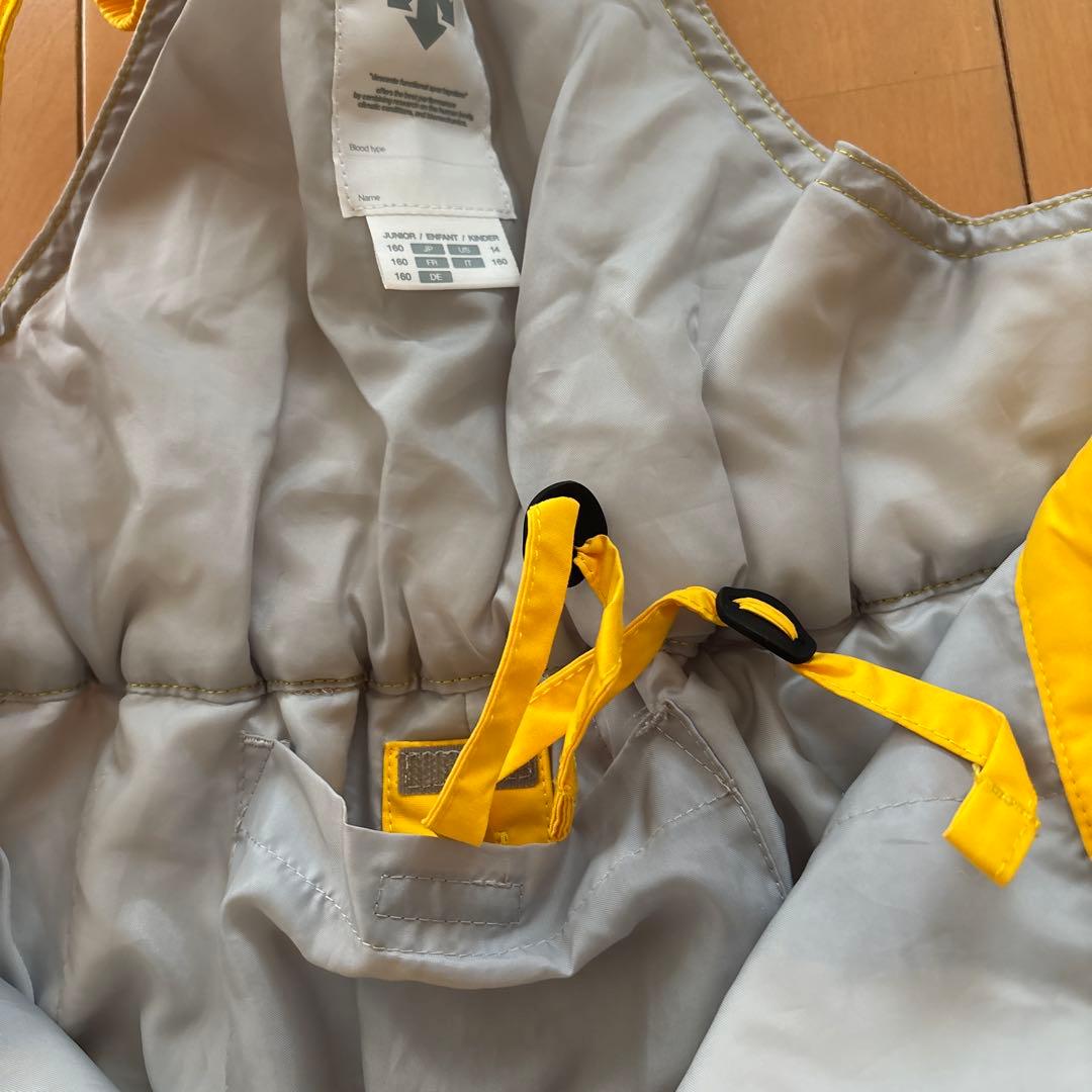 美品☆DESCENTE 子ども用スキーウェア 紺色/黄色 160