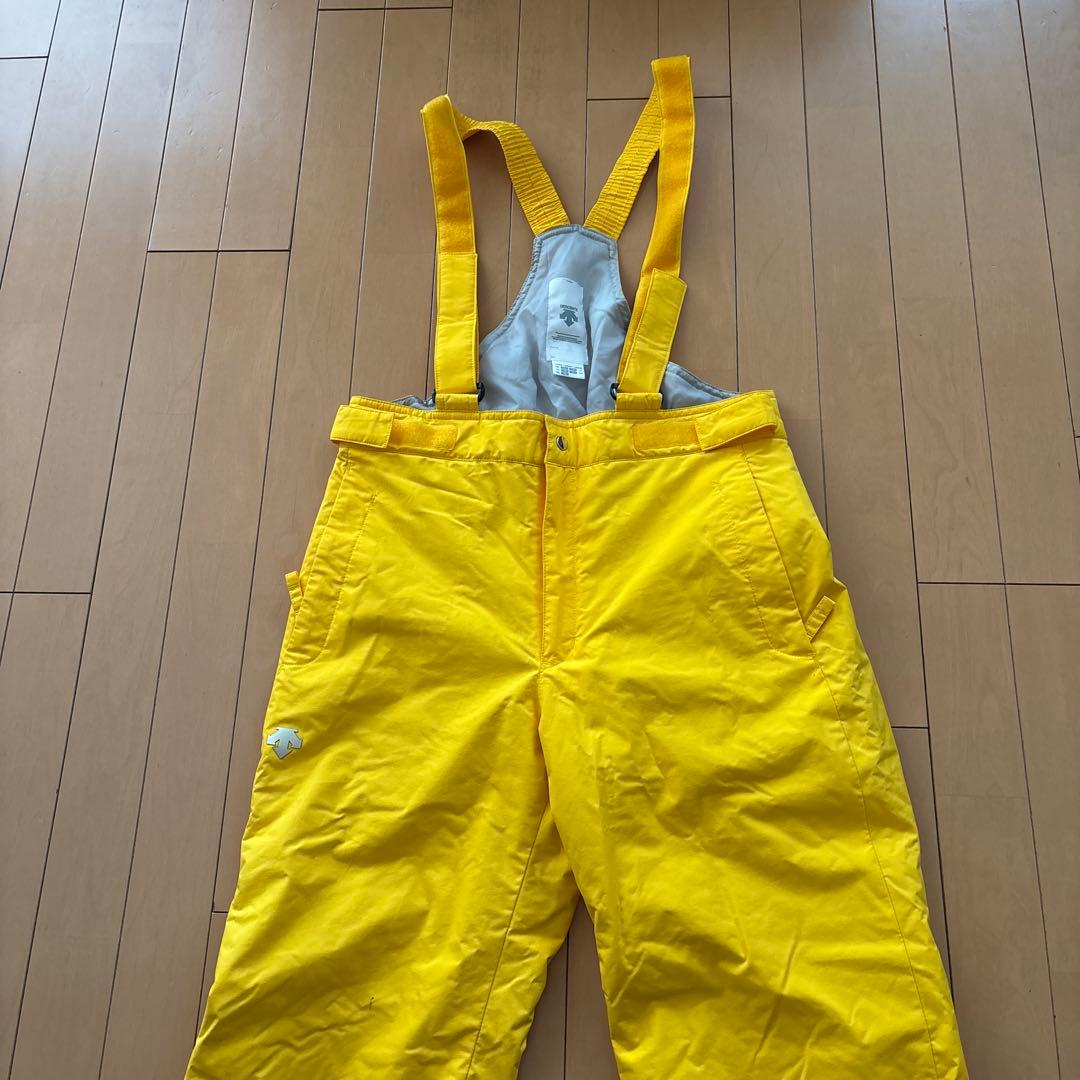 美品☆DESCENTE 子ども用スキーウェア 紺色/黄色 160
