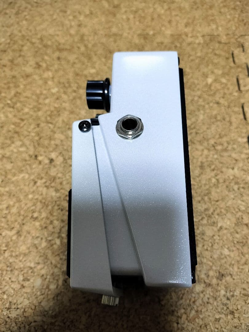 BOSS / DS-1-HW 【限定生産カラー】