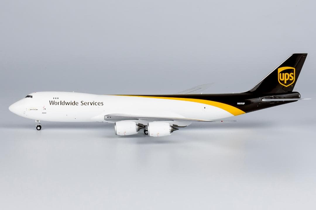 航空機・ヘリコプター UPS 747-8F N605UP 1/400