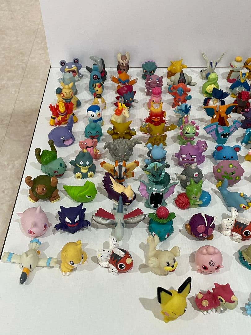 ポケモン指人形 まとめ売り 147体 （クリア5体入り）