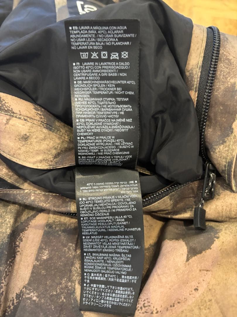 バートン　ak キミー　ビブパンツ　 ゴアテックス　レディース　XSサイズ 美品
