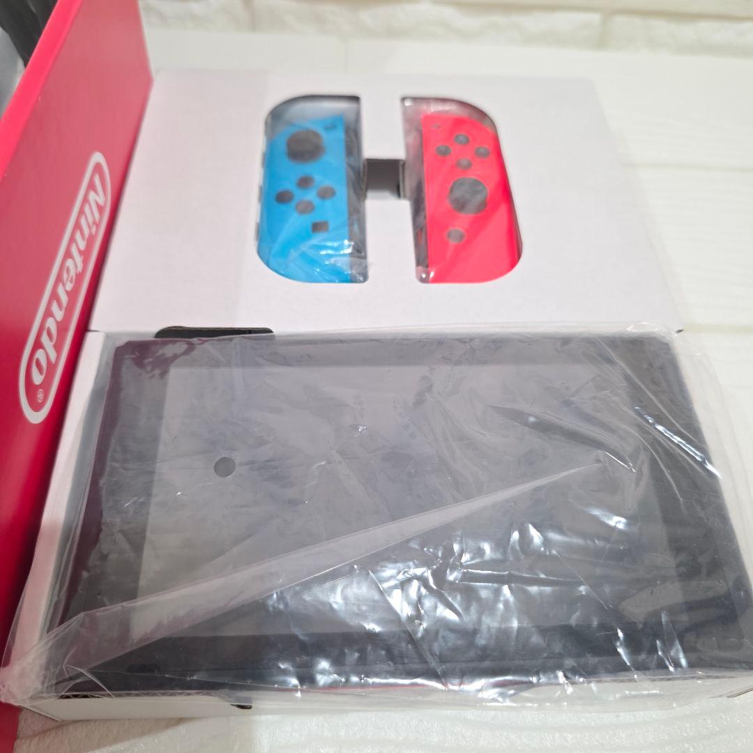 175】【美品】Nintendo Switch 本体 2025年購入品